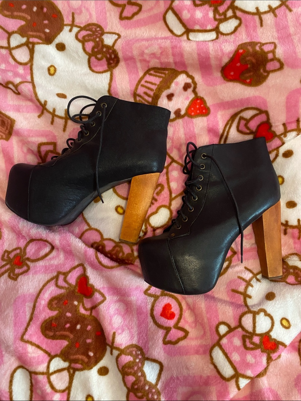 Jeffrey Campbell Lita boots 👽